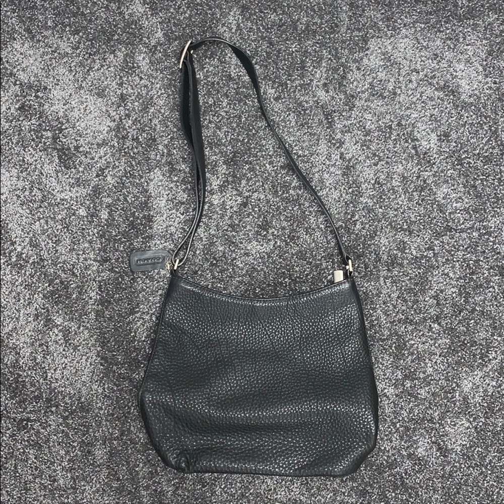 Vintage Coach Black Leather Crossbody Bag w/adjustable strap - Picture 4 of 13